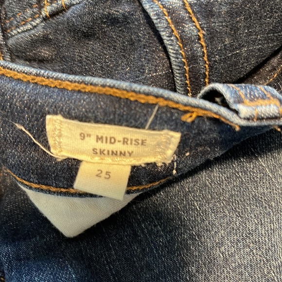 GUC Madewell 9” mid-rise skinny size 25 (2) - Picture 3 of 8